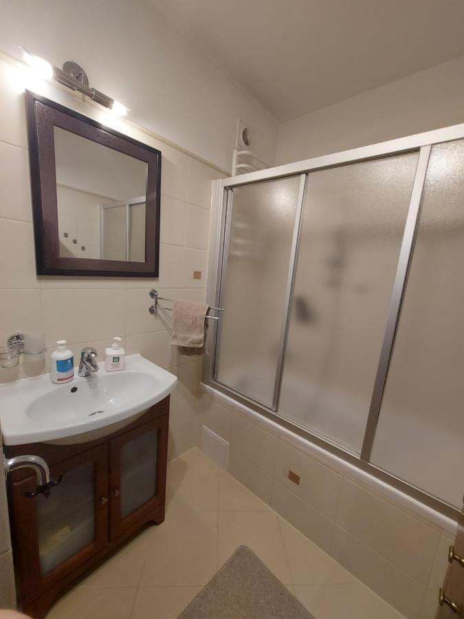 Wygodny Przestronny Apartament Janowskie Blonia Rumia Exterior foto