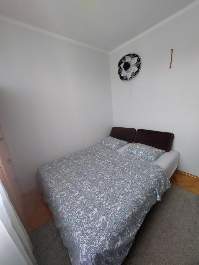 Wygodny Przestronny Apartament Janowskie Blonia Rumia Exterior foto