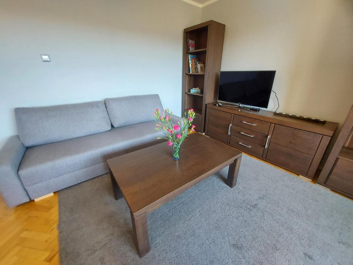 Wygodny Przestronny Apartament Janowskie Blonia Rumia Exterior foto