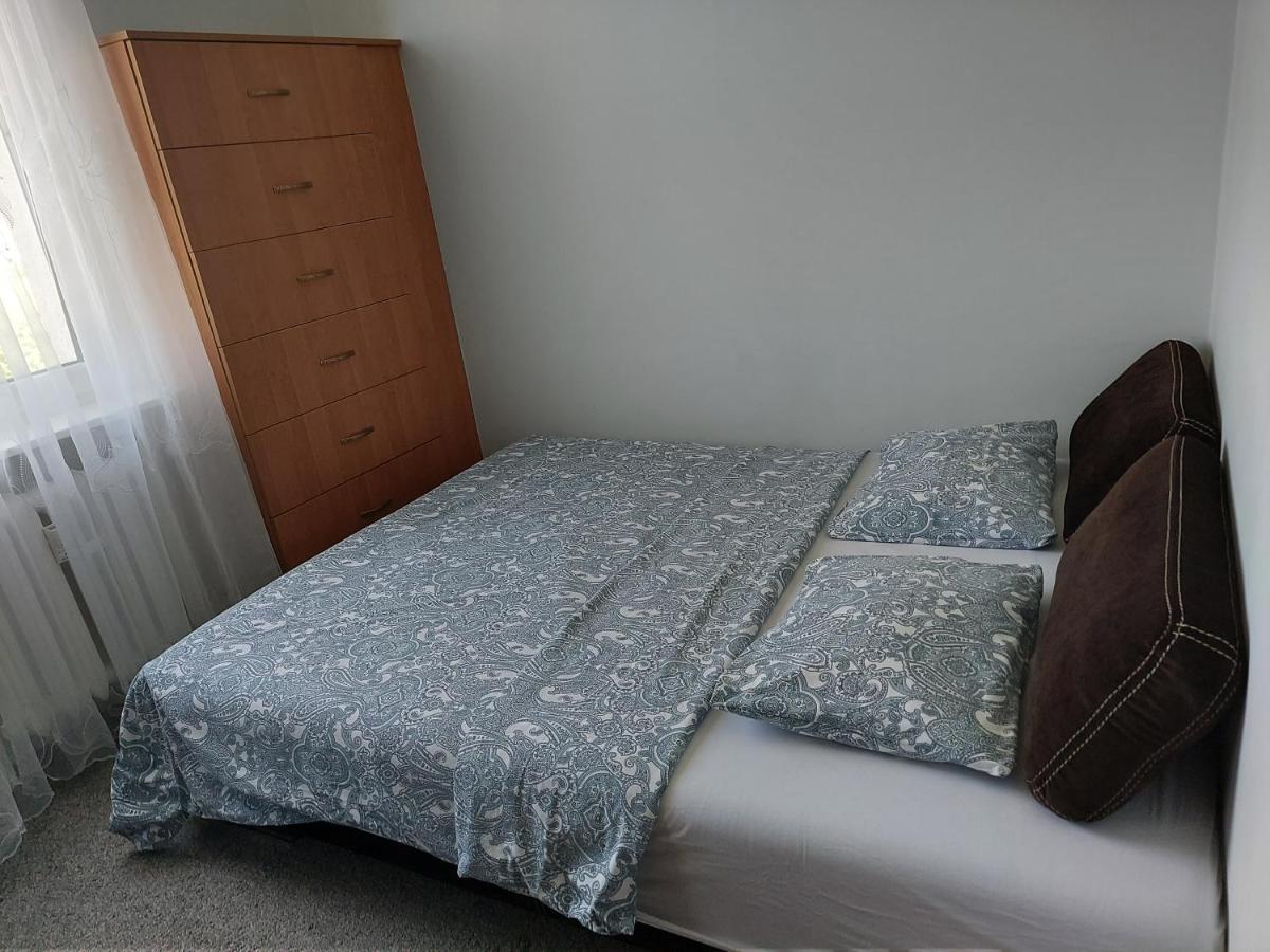 Wygodny Przestronny Apartament Janowskie Blonia Rumia Exterior foto