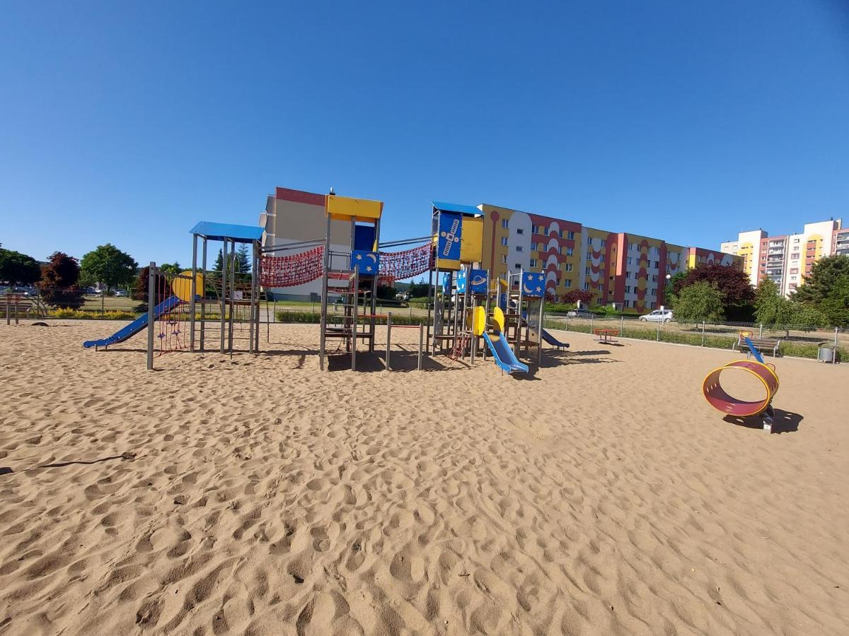 Wygodny Przestronny Apartament Janowskie Blonia Rumia Exterior foto