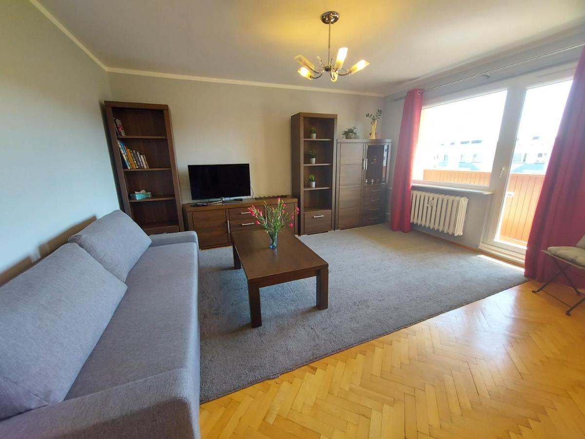 Wygodny Przestronny Apartament Janowskie Blonia Rumia Exterior foto